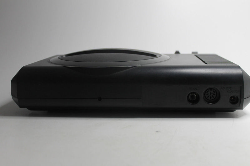 Laden Sie das Bild in Galerie -Viewer, Sega Mega Drive Schwarz Spielekonsole (PAL) - teildefekt -
