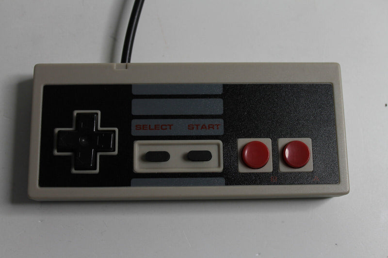 Laden Sie das Bild in Galerie -Viewer, [NES] Originaler Nintendo Entertainment System NES Controller
