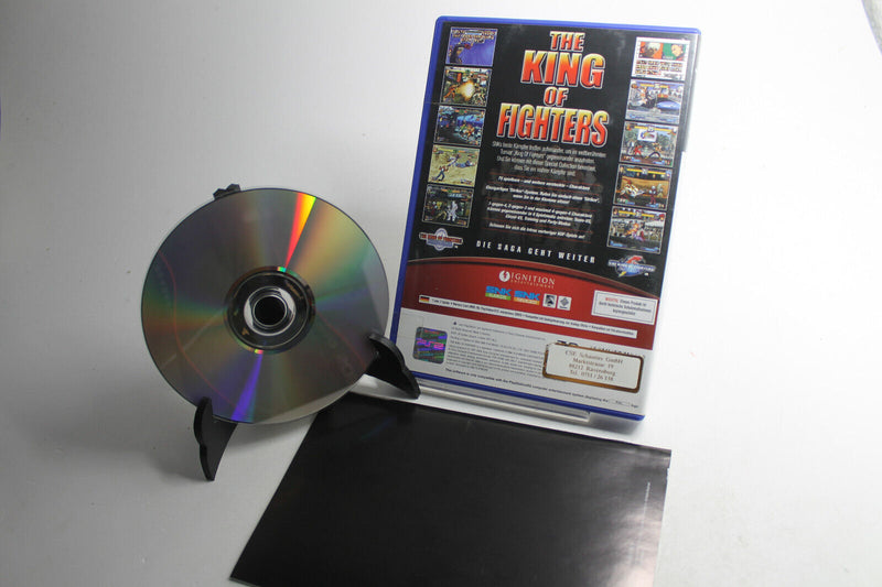 Laden Sie das Bild in Galerie -Viewer, The King of Fighters 2000/2001-The Saga Continues (Sony PlayStation 2, 2004)
