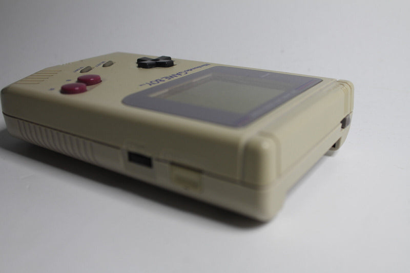 Laden Sie das Bild in Galerie -Viewer, Nintendo Game Boy Spielkonsole - Grau toller Zustand voll funktionsfähig
