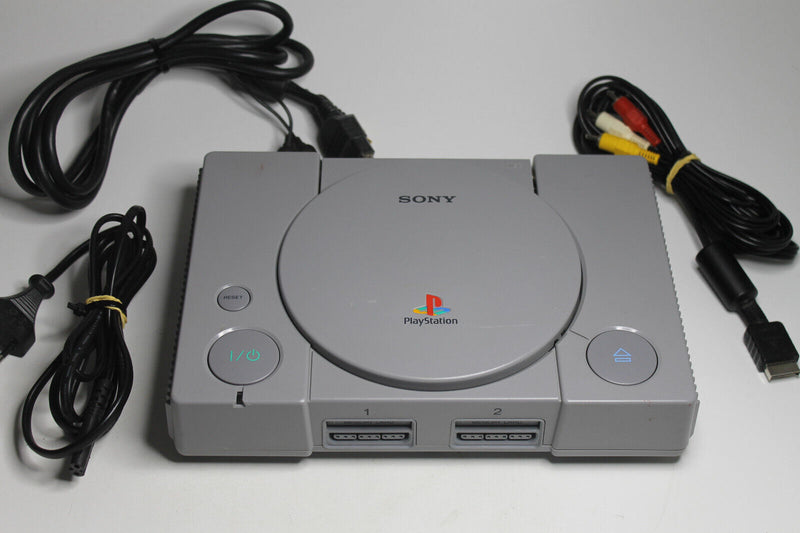 Laden Sie das Bild in Galerie -Viewer, Sony PlayStation 1 Spielekonsole - Grau (SCPH-7502) teildefekt
