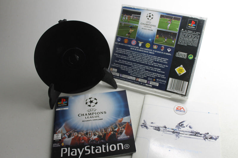 Laden Sie das Bild in Galerie -Viewer, UEFA Champions League 1999/2000 (PSone, 2000)
