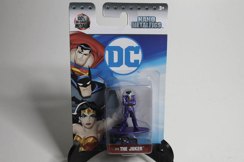 Laden Sie das Bild in Galerie -Viewer, DC Universe Nano Metalfigs OVP Batman

