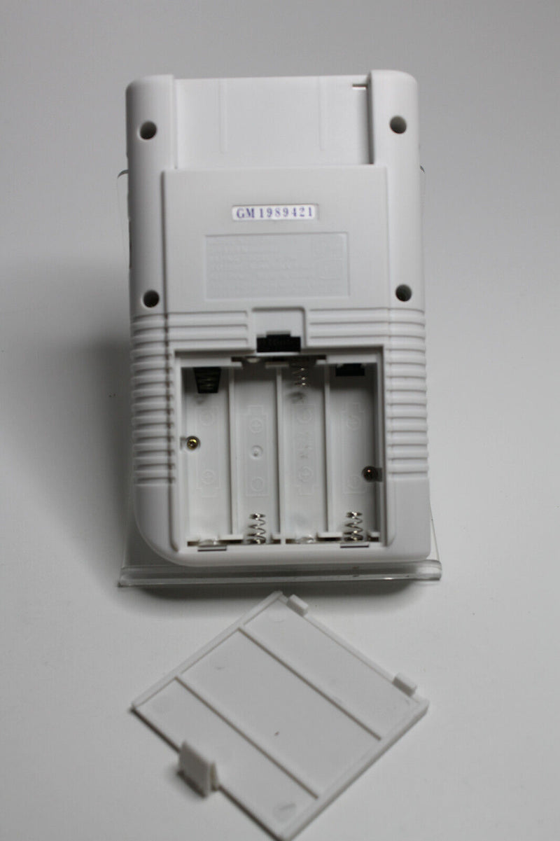 Laden Sie das Bild in Galerie -Viewer, Nintendo Gameboy Classic weiß Handheld mit IPS V5 LCD-Display Mod - TOP Zustand
