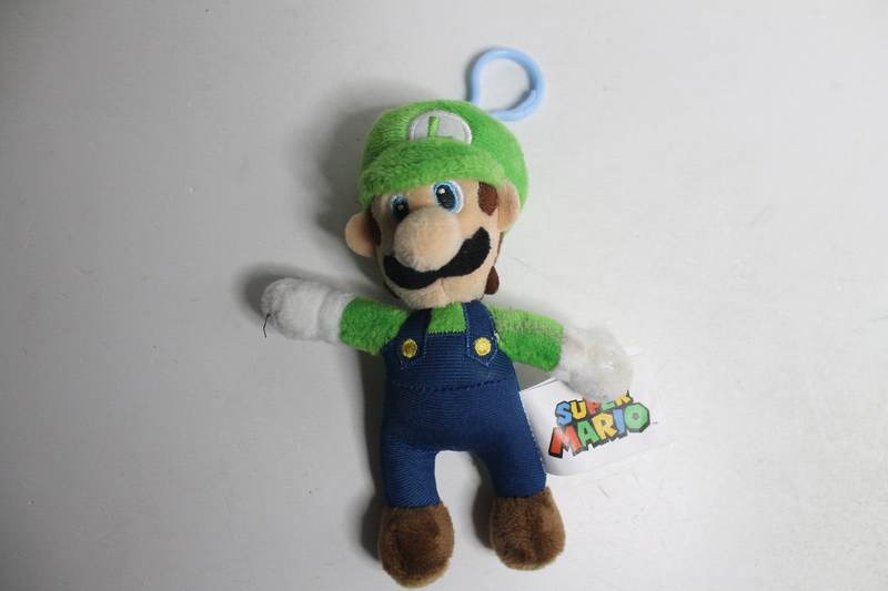 Laden Sie das Bild in Galerie -Viewer, Super Mario Plüsch Luigi Kuscheltier Nintendo
