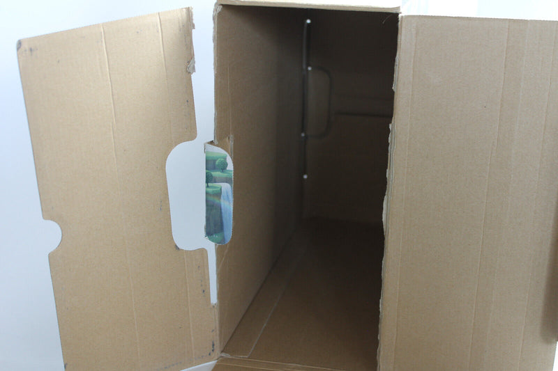 Laden Sie das Bild in Galerie -Viewer, Nintendo Wii U 32GB Konsolenpaket - Schwarz - guter Zustand
