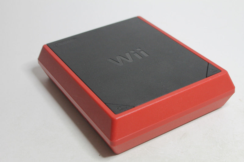 Laden Sie das Bild in Galerie -Viewer, Nintendo Wii Mini Konsole Rot - Nur Konsole - GUT
