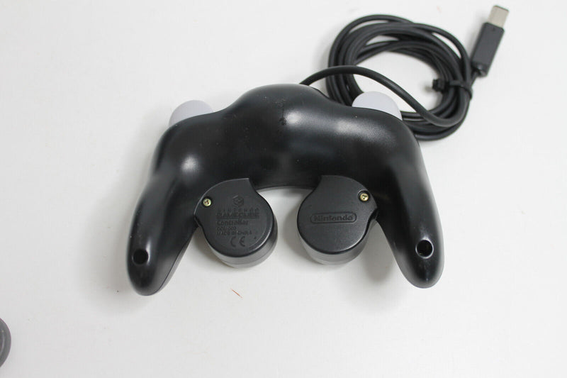 Laden Sie das Bild in Galerie -Viewer, Nintendo DOL003 GameCube Controller - Schwarz
