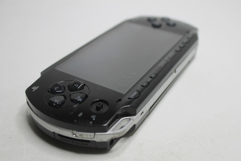 Laden Sie das Bild in Galerie -Viewer, Sony PlayStation Portable Spielkonsole - Schwarz (3004)
