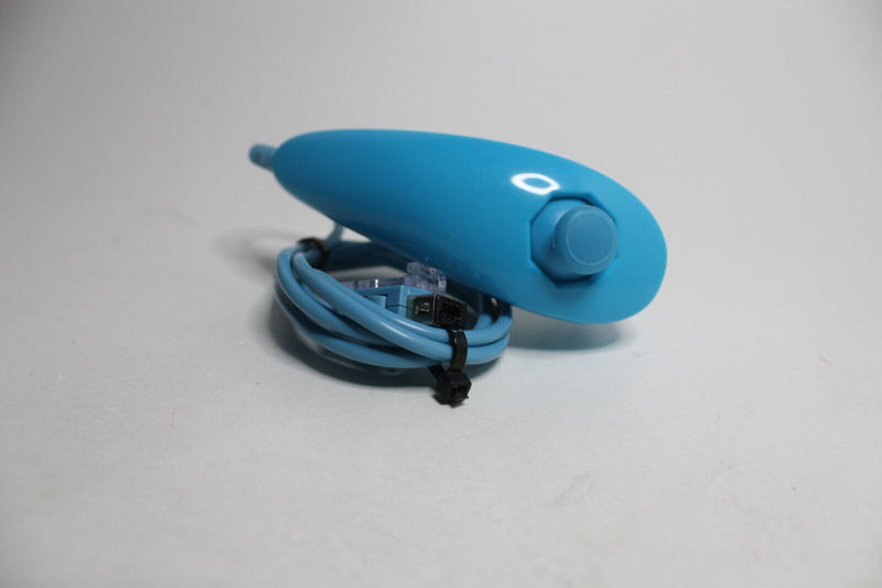 Laden Sie das Bild in Galerie -Viewer, Nintendo Nunchuk (2310566) Navigation Controllers/Nunchucks
