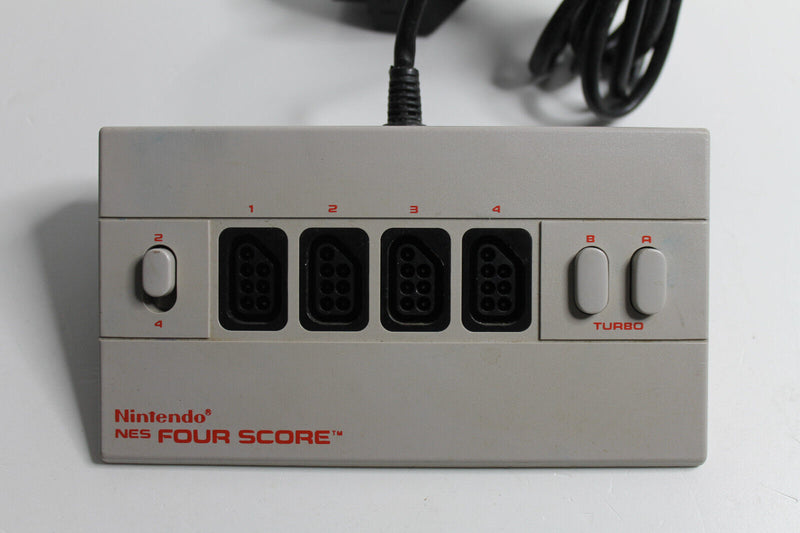 Laden Sie das Bild in Galerie -Viewer, Original Nintendo NES Four Score Controller 4 Spieler Adapter

