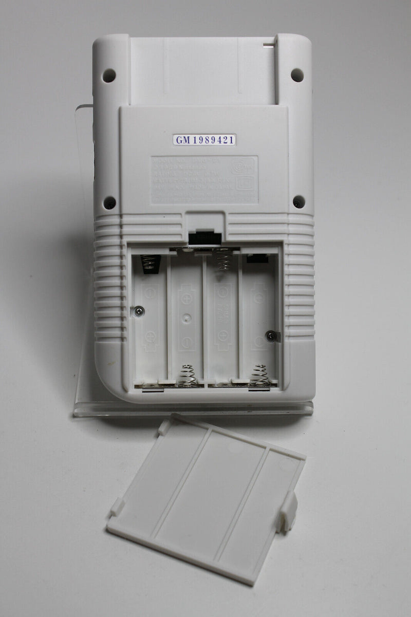 Laden Sie das Bild in Galerie -Viewer, Nintendo Gameboy Classic weiß Handheld mit IPS V5 LCD-Display Mod - TOP Zustand
