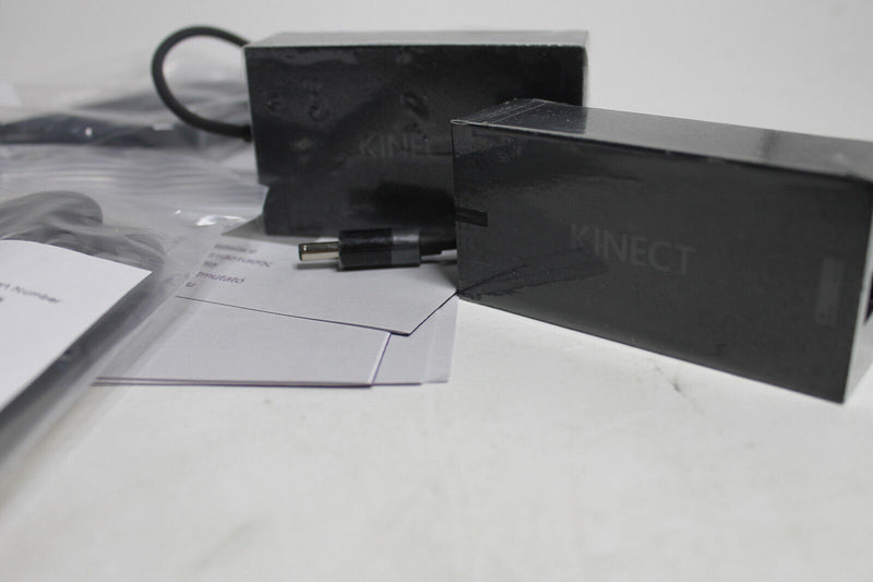 Laden Sie das Bild in Galerie -Viewer, Microsoft Xbox One Kinect 2.0 Model 1520  Neuwertig
