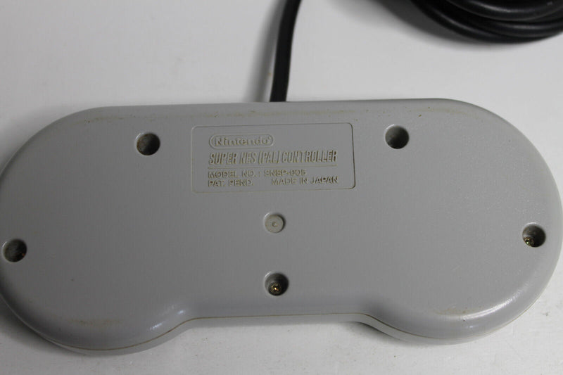 Laden Sie das Bild in Galerie -Viewer, Snes Super Nintendo Entertainment System Power Station - TOP HDMI Adapter
