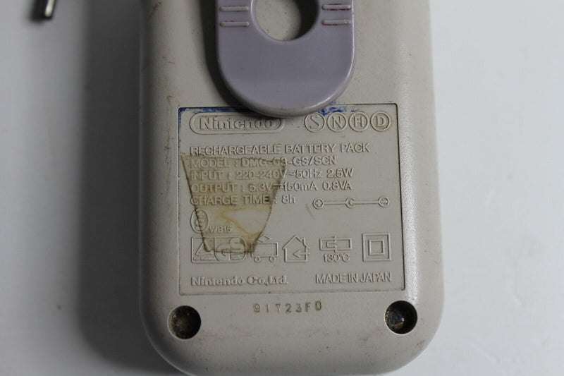 Laden Sie das Bild in Galerie -Viewer, Nintendo Gameboy Powerbank/ Battery Pack/ Akku - in grau
