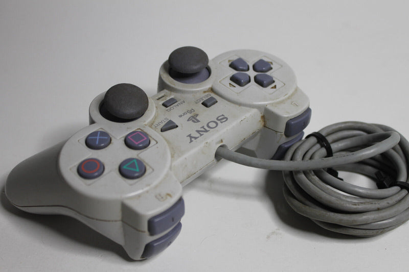 Laden Sie das Bild in Galerie -Viewer, Sony PlayStation 1 Spielekonsole - Weiß (SCPH-102)
