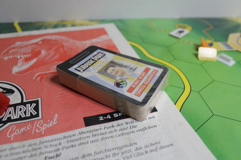 Laden Sie das Bild in Galerie -Viewer, Jurassic Park 1992 Parker alles komplett Vintage Brettspiel Vintage
