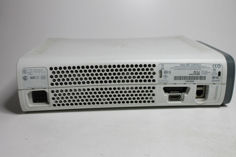 Laden Sie das Bild in Galerie -Viewer, Microsoft Xbox 360 Arcade 256MB Weiß Spielekonsole (XGX-00059)
