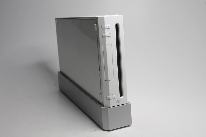 Laden Sie das Bild in Galerie -Viewer, Nintendo Wii Sports Pack 512MB Spielekonsole - Weiß mit Allem
