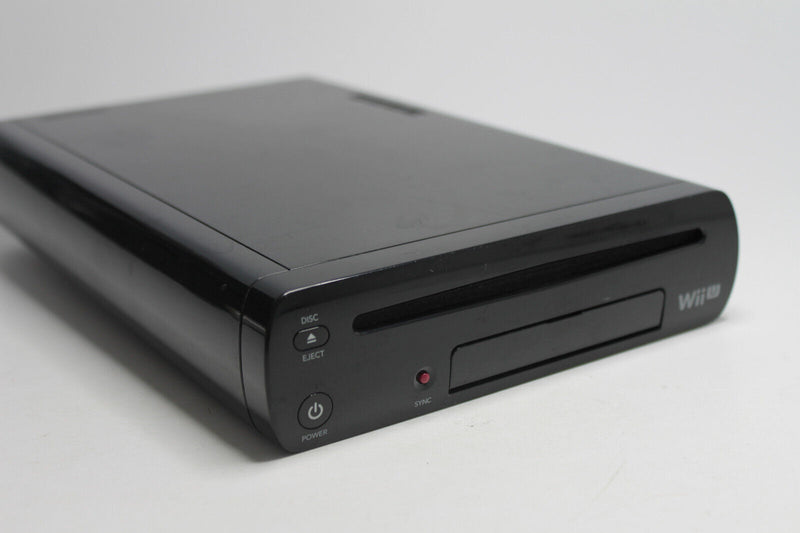 Laden Sie das Bild in Galerie -Viewer, Nintendo Wii U 32GB Konsolenpaket - Schwarz - guter Zustand
