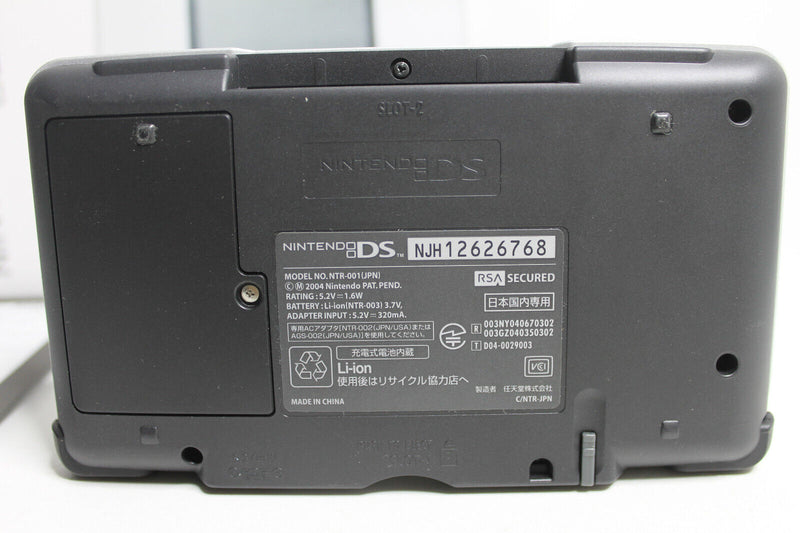 Laden Sie das Bild in Galerie -Viewer, Nintendo DS Platinum Silber Spielkonsole Neuwertig Schanier gebrochen mit OVP
