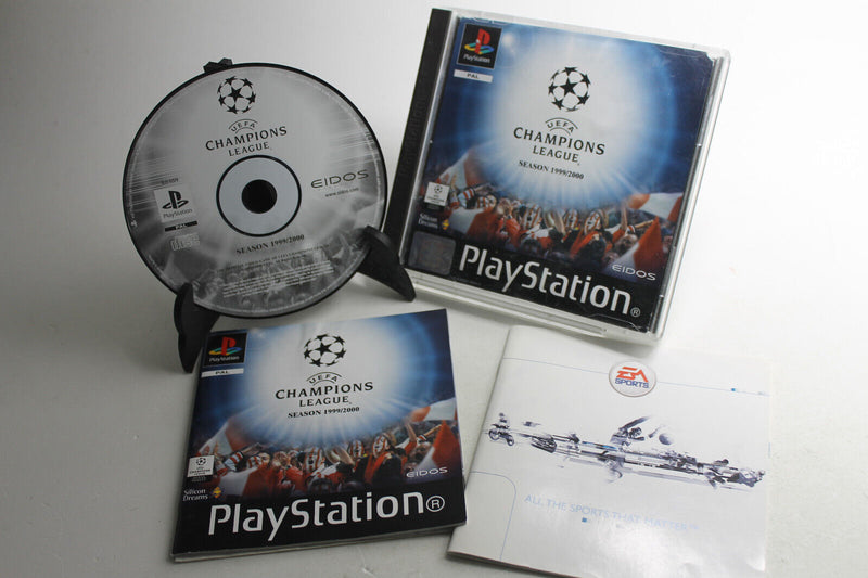 Laden Sie das Bild in Galerie -Viewer, UEFA Champions League 1999/2000 (PSone, 2000)
