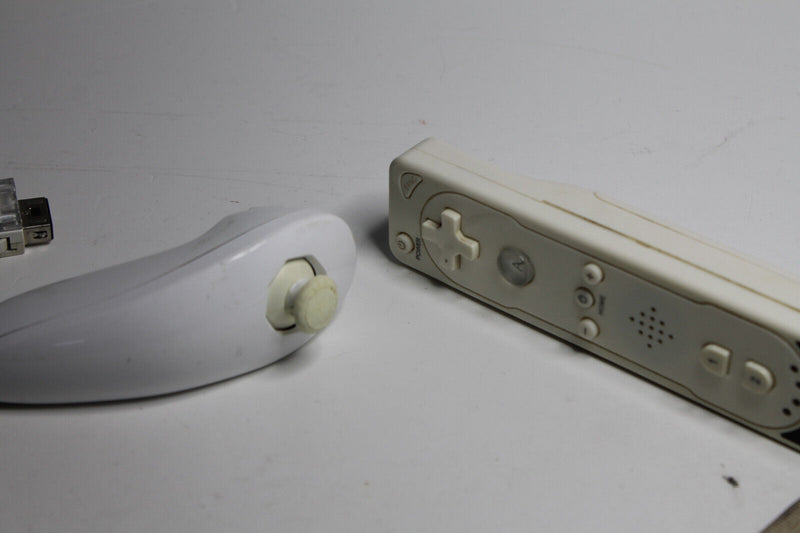 Laden Sie das Bild in Galerie -Viewer, Nintendo Wii Sports Pack 512MB Spielekonsole - Weiß mit Allem
