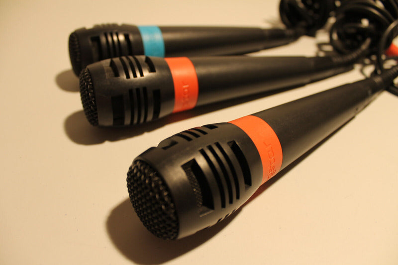 Laden Sie das Bild in Galerie -Viewer, SingStar: Mikrofone (Playstation 2, 2005) - sehr guter Zustand mit Adapter
