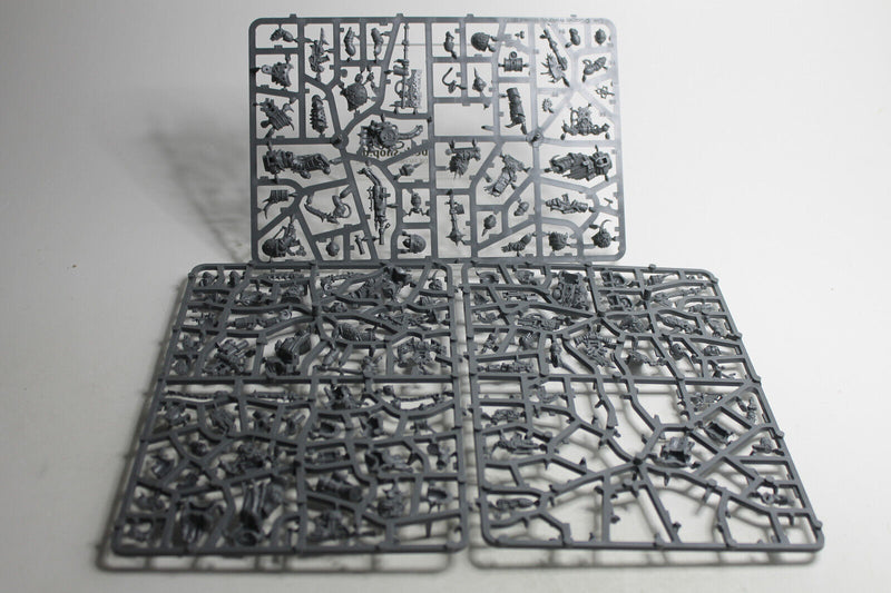 Laden Sie das Bild in Galerie -Viewer, Death Guard - 7x Plague Marines - Warhammer 40k - 90 % vollständig
