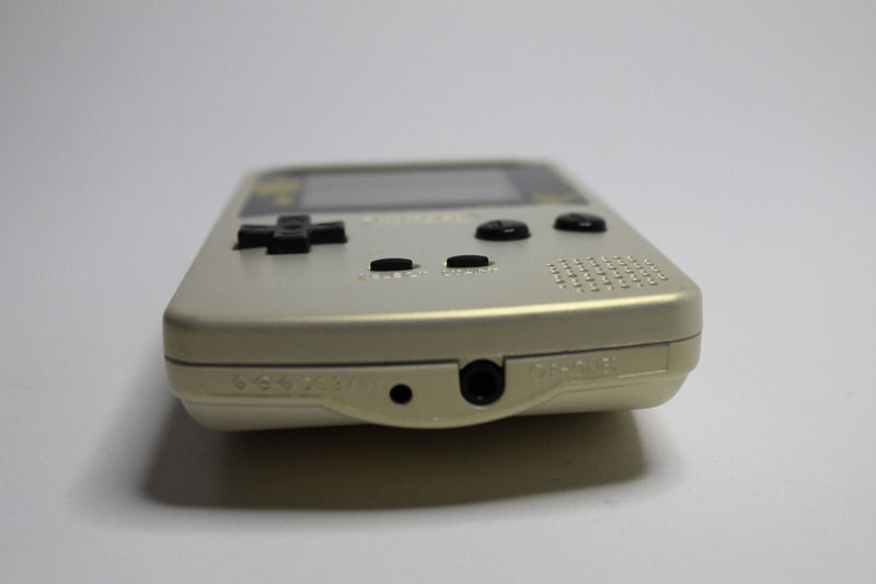 Laden Sie das Bild in Galerie -Viewer, Nintendo Game Boy Color GBC Pokemon Pikachu Edition Gold - toller Zustand
