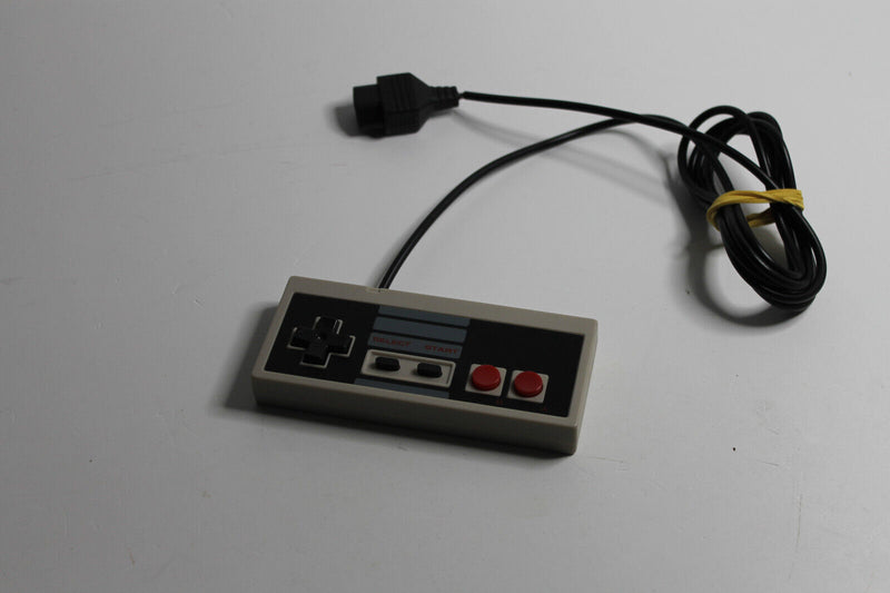Laden Sie das Bild in Galerie -Viewer, [NES] Originaler Nintendo Entertainment System NES Controller
