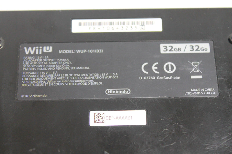 Laden Sie das Bild in Galerie -Viewer, Nintendo Wii U 32GB Konsolenpaket - Schwarz - guter Zustand
