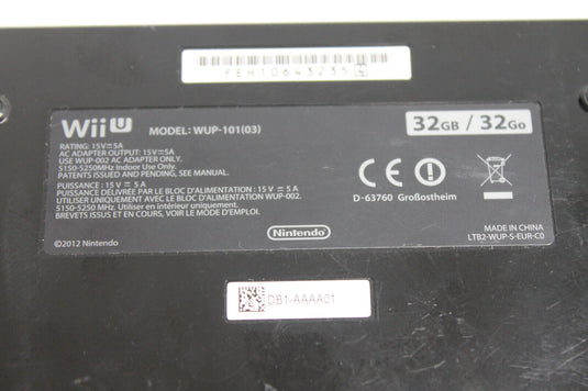 Nintendo Wii U 32GB Konsolenpaket - Schwarz - guter Zustand