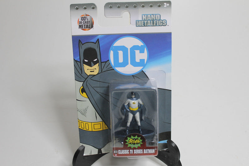 Laden Sie das Bild in Galerie -Viewer, DC Universe Nano Metalfigs OVP Batman
