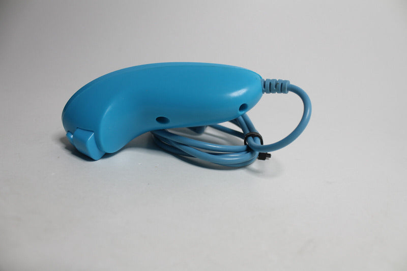 Laden Sie das Bild in Galerie -Viewer, Nintendo Nunchuk (2310566) Navigation Controllers/Nunchucks
